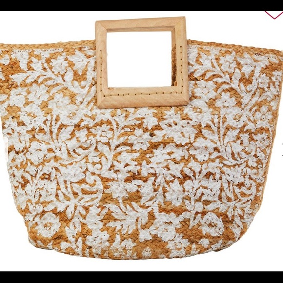 NWOT Straw bag - Picture 7 of 11